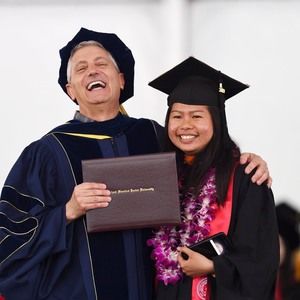 Meet your Posher, Linda